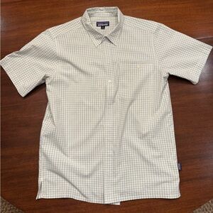 Patagonia Men's Casual Short Sleeve Button Down